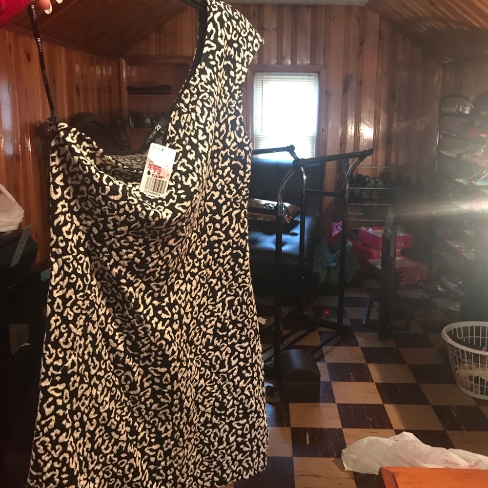 Black and white leopard print dress